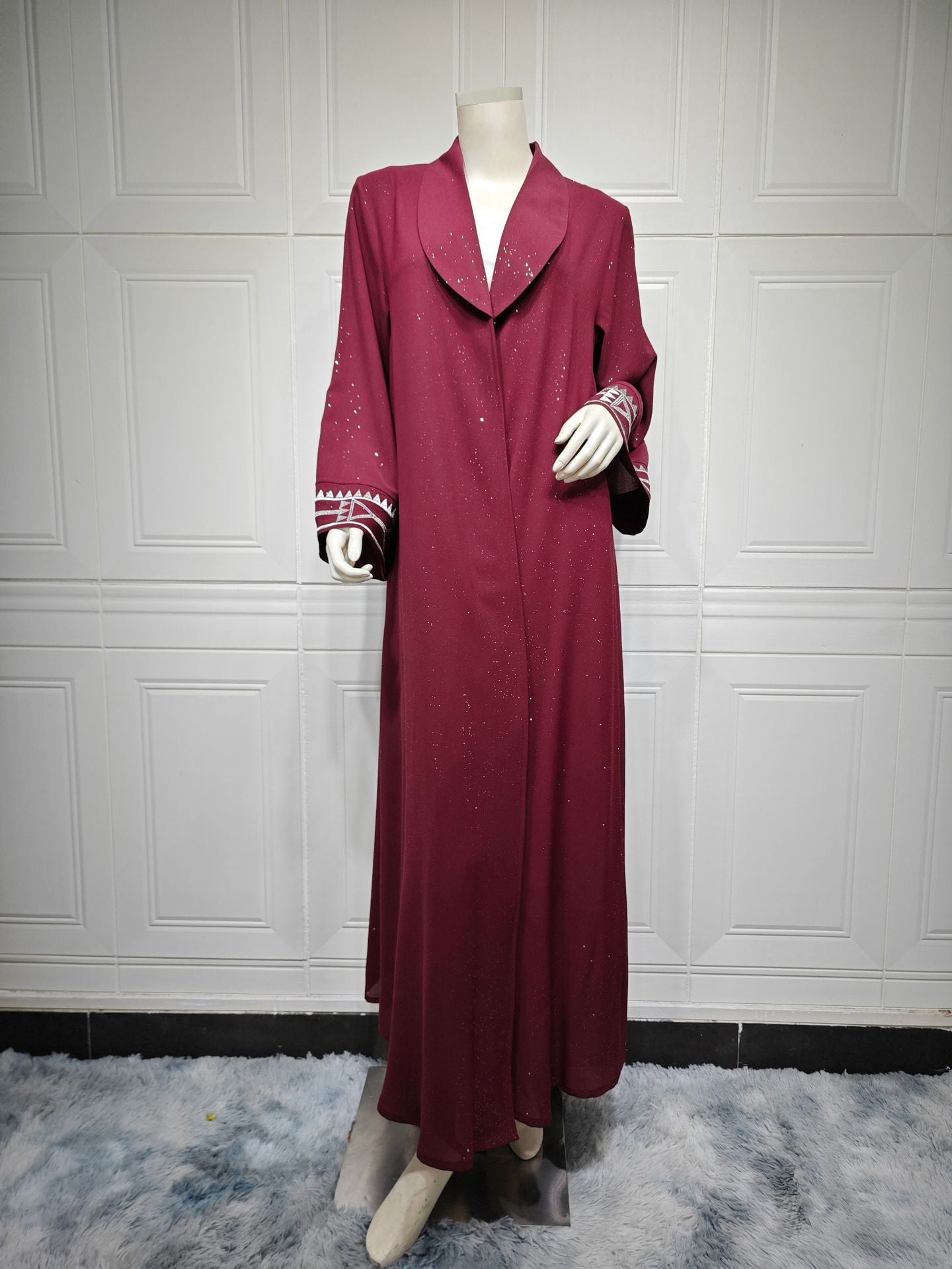 MS555#Ropa modesta para mujer musulmana de Oriente Medio Moda árabe Abaya Exquisita túnica tipo cárdigan bordada para uso exterior