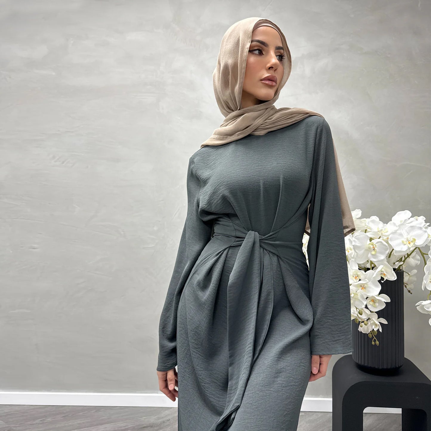 MS587#Elegante vestido abaya con cordones