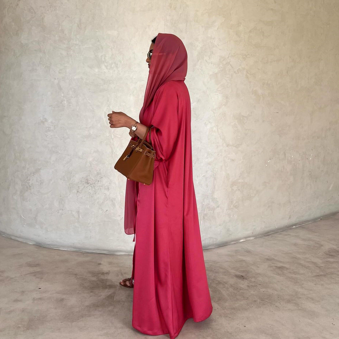 MS566# Túnica musulmana de moda, vestido suave de satén, prenda exterior abierta por delante, túnica abaya de color sólido