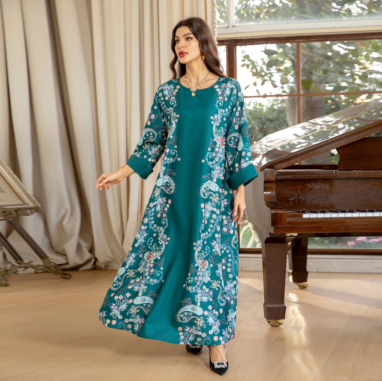 MS568#Muslim women's clothing Arab Dubai hot diamond pearl burning flower craft dress jalabiya robe