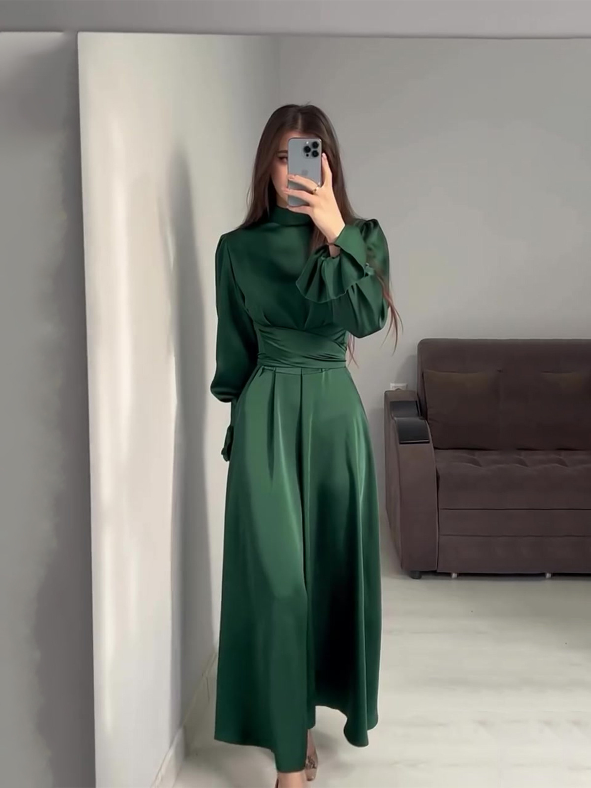 MS457#Long-sleeved belted green dress with puffy sleeves