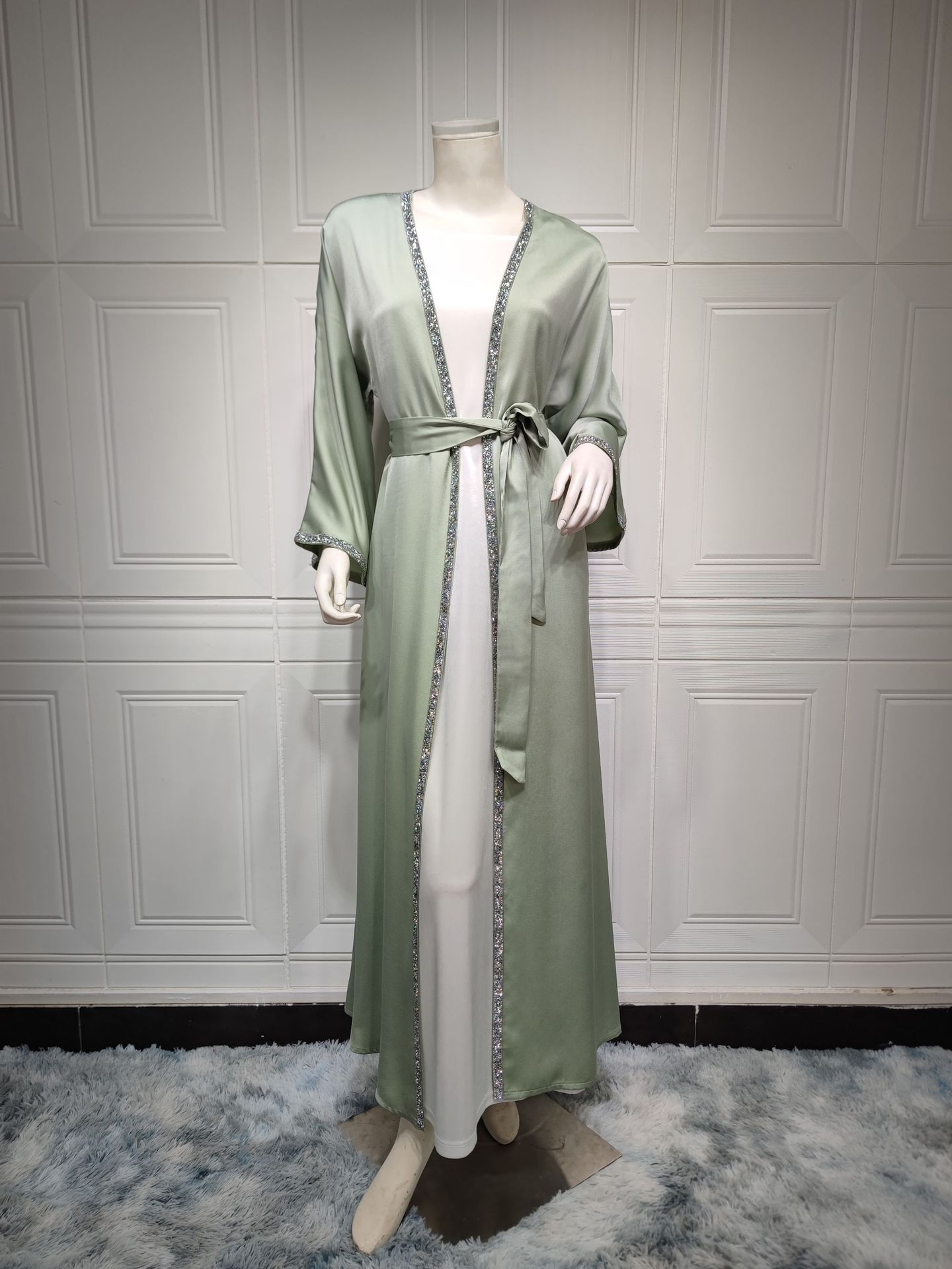 MS318#Moderate fashion satin cardigan robe